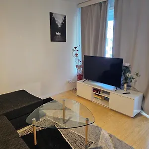 Апартаменты Comfortable 1 Bedroom In