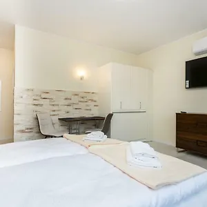 https://apartamenty-dom-saski-10-minut-od-centrum-warszawy.warsawhotelspoland.com